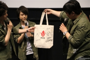 アフレコ時のエピソードなどが語られる 鉄血のオルフェンズ 振り返り上映会 第7話 第13話 レポート Gundam Info アフレコ時のエピソードなどが語られる 鉄血のオルフェンズ 振り返り上映会 第7話 第13話 レポート Gundam Info