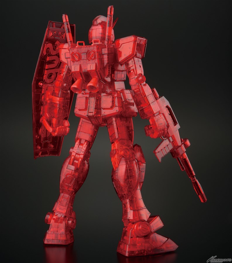 A Collaborative MG RX-78-2 GUNDAM Ver.3.0 GUNPLA Created with